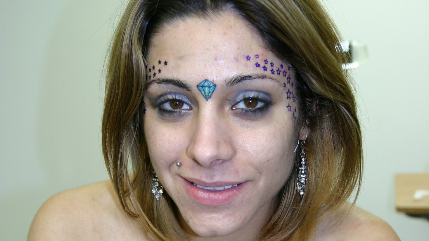 Amina Sky Gets Face Stars Tattoo Naked Alterotic Official Website